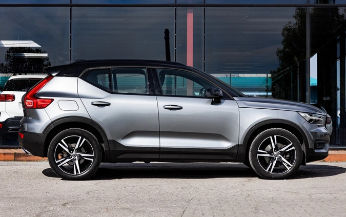 Volvo XC 40 cena 119900 przebieg: 147615, rok produkcji 2019 z Golub-Dobrzyń małe 781
